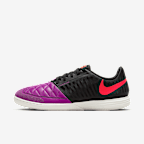 Nike Lunargato II Indoor/Court Low-Top Soccer Shoes. Nike.com